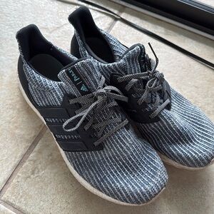 Adidas Parley x UltraBoost 4.0 in White Carbon Blue